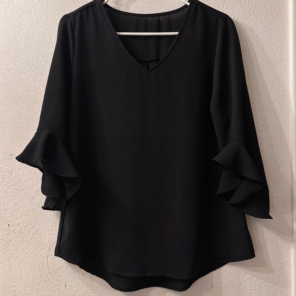 Downtown Girl Black V Neck Blouse Ruffle Flutter Quarter Sleeves gothfairy M
